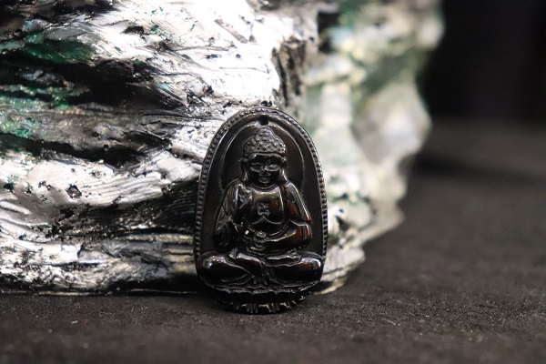 Phật Bản Mệnh (Tuổi Tuất, Tuổi Hợi) - Phật A Di Đà Đá Núi Lửa Obsidian Đen - ADOD200