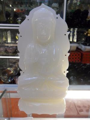 Tượng Phật Bà Quan Âm Bạch Ngọc 3.26 Kg - 136117