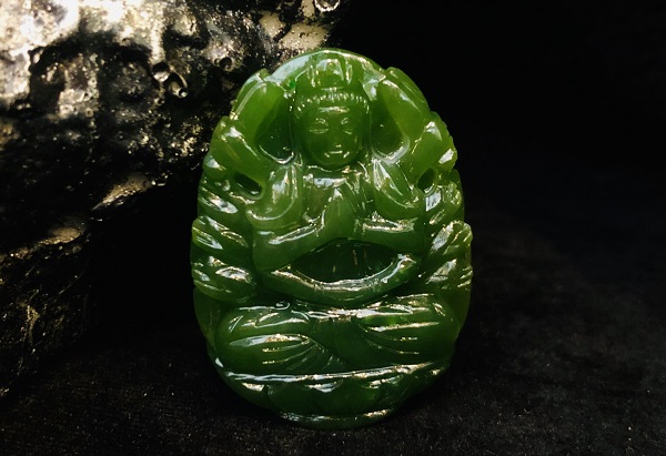 Phật Bản Mệnh (Tuổi Tý) - Thiên Thủ Thiên Nhãn Ngọc Bích - Nephrite - TTNB3800